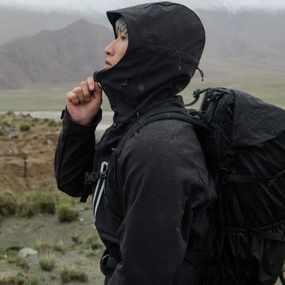 Naturehike Soft Shell Hiking Winter Windbreaker Jacket Hooded BLACK